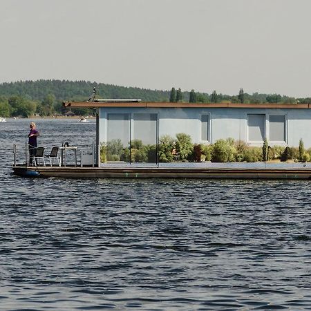 Feststehendes Hausboot Hotell Kolonie Zern Exteriör bild
